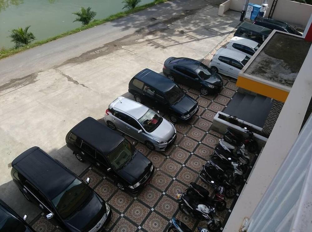New D'Dhave Hotel Padang  Extérieur photo