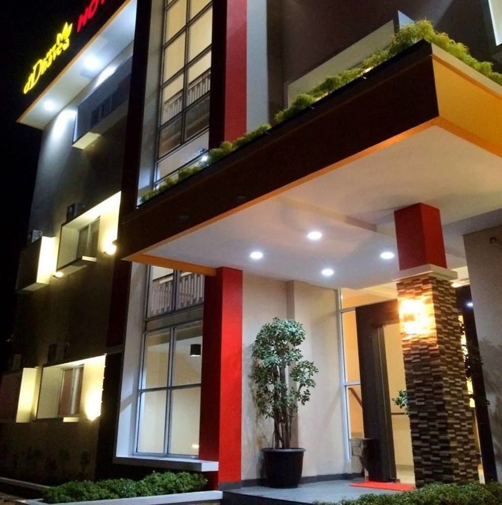 New D'Dhave Hotel Padang  Extérieur photo