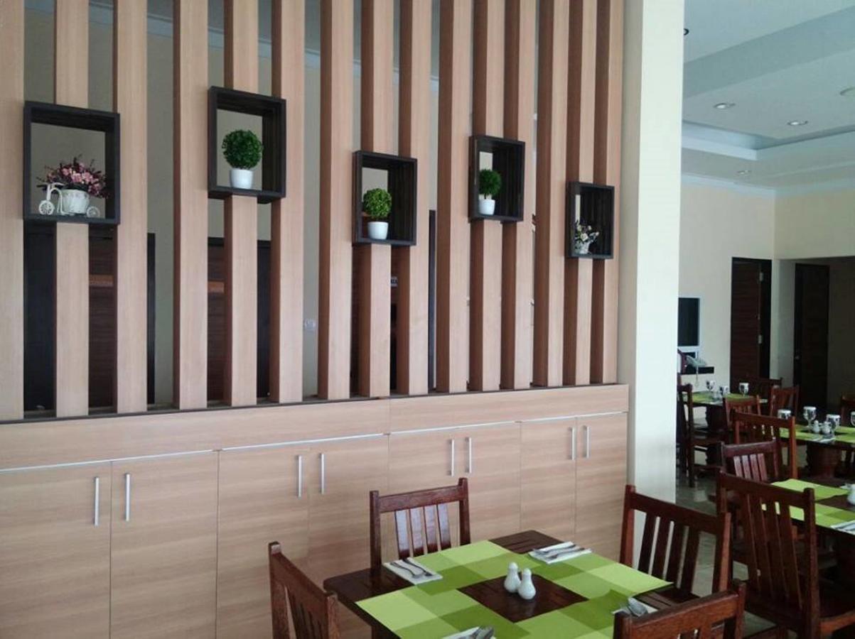 New D'Dhave Hotel Padang  Extérieur photo