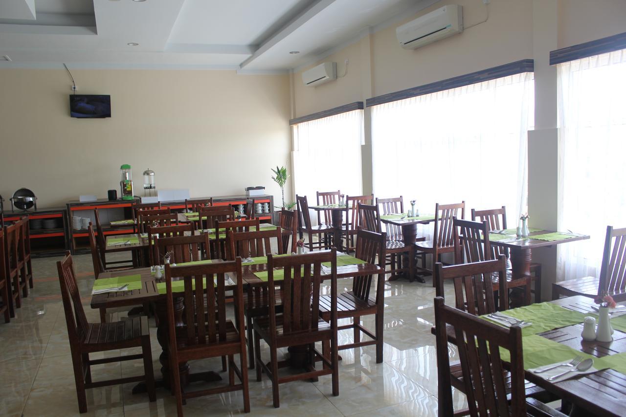 New D'Dhave Hotel Padang  Extérieur photo
